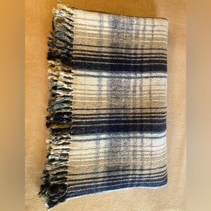 Vintage Blue Plaid Wool Blend Fringe Throw Blanket Cabin Size 82x65 Inches Warm